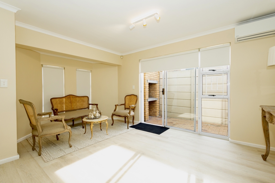 2 Bedroom Property for Sale in Sonstraal Heights Western Cape